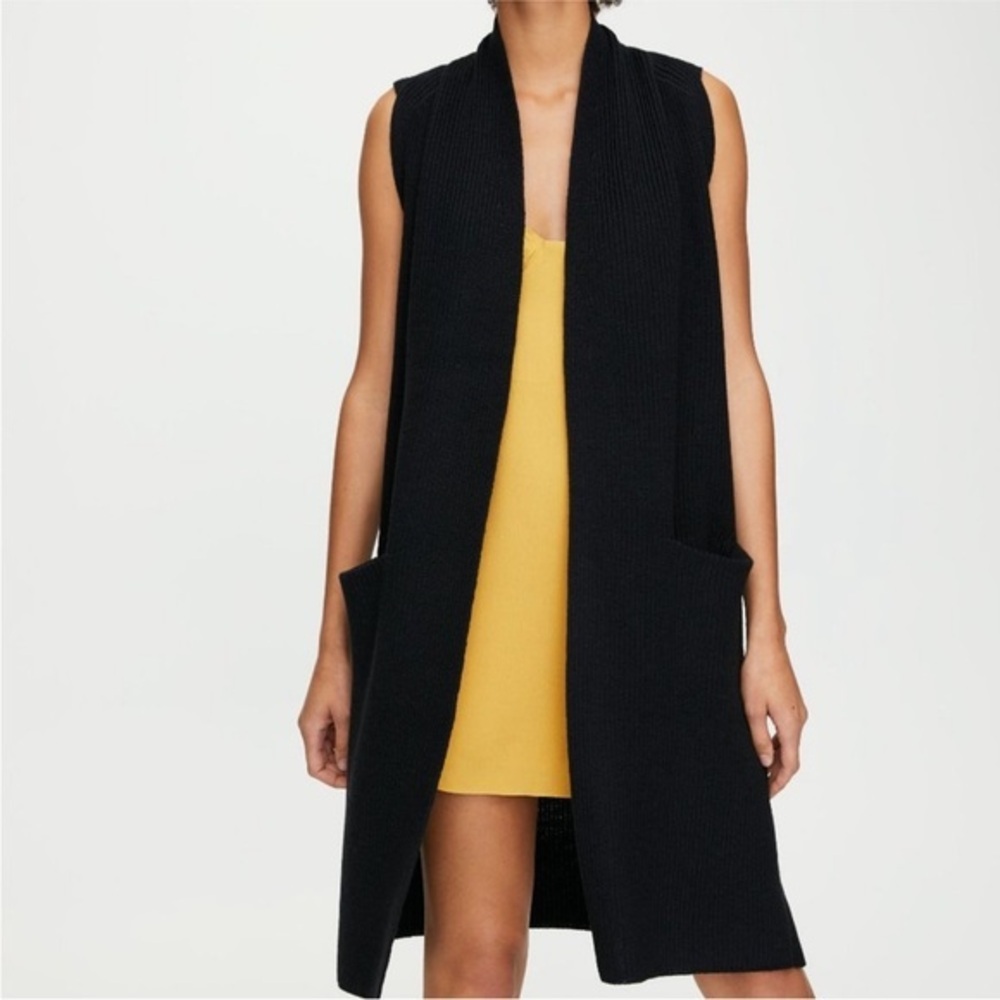 ARITZIA Wilfred Olivie Sleeveless Cardigan Size Small